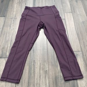 Yogalicious Lux Purple‎ Capri Leggings W/Pockets